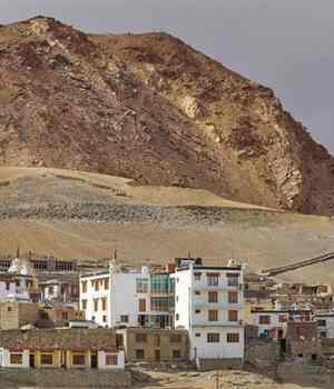 Tso Moriri Hotel Lake View