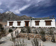 Thangzing House